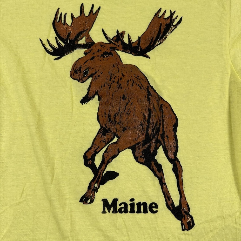 Vintage Maine Moose Shirt Mens Small Yellow Hanes 50/50 Graphic Made USA 80s - Picture 2 of 8